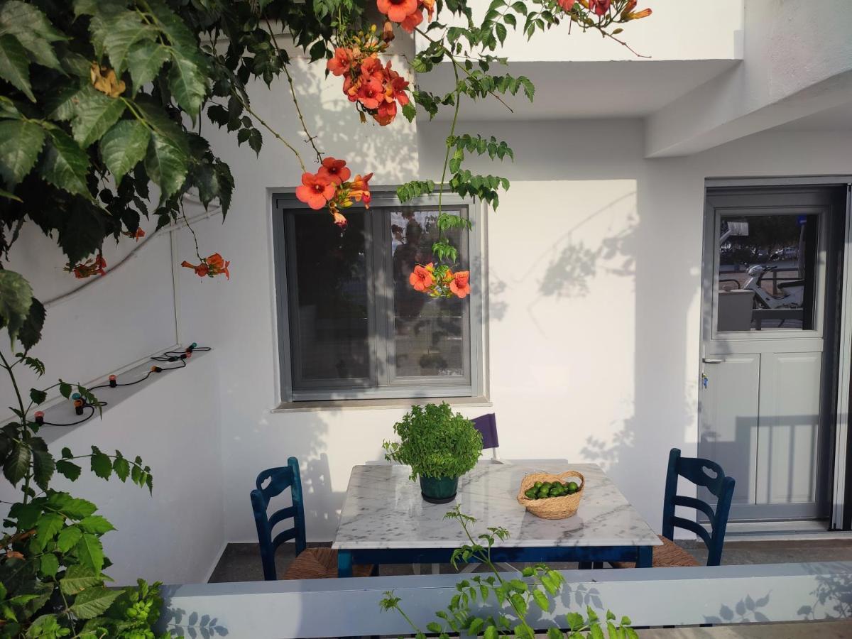 Charming Cozy Suites Naxos City Esterno foto